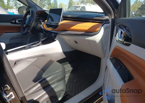 2023 Jeep Compass Limited 4X4 z USA, uszkodzony, nr VIN 3C4NJDCN5PT554472